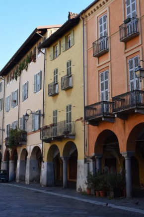 Отель Albergo e Ostello della gioventù Biella centro storico  Биелла